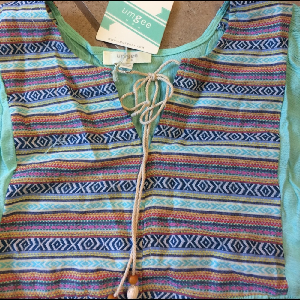 Beautiful Umgee tunic. - Picture 2 of 2