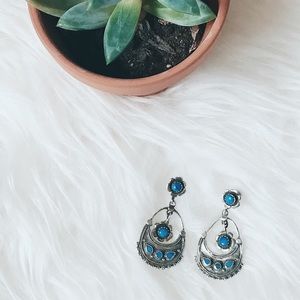 1 DAY SALE Turquoise Stone Serling Silver Earrings