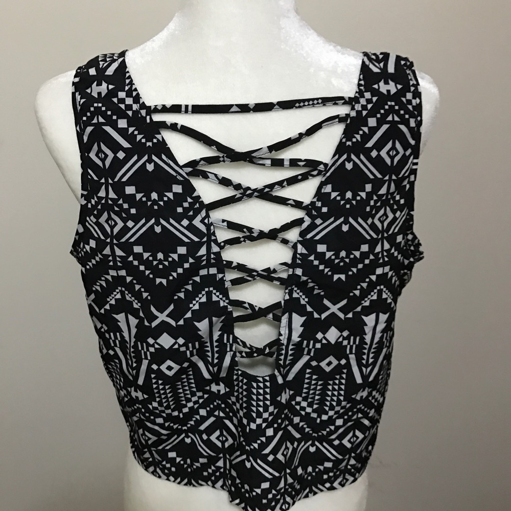 Aztech crop top - Picture 2 of 4