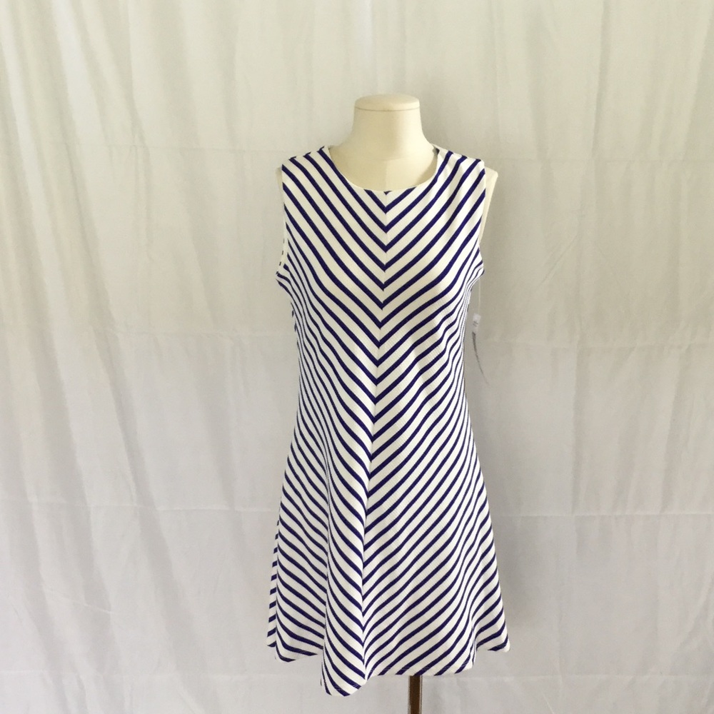 NWT Tiana B Dress