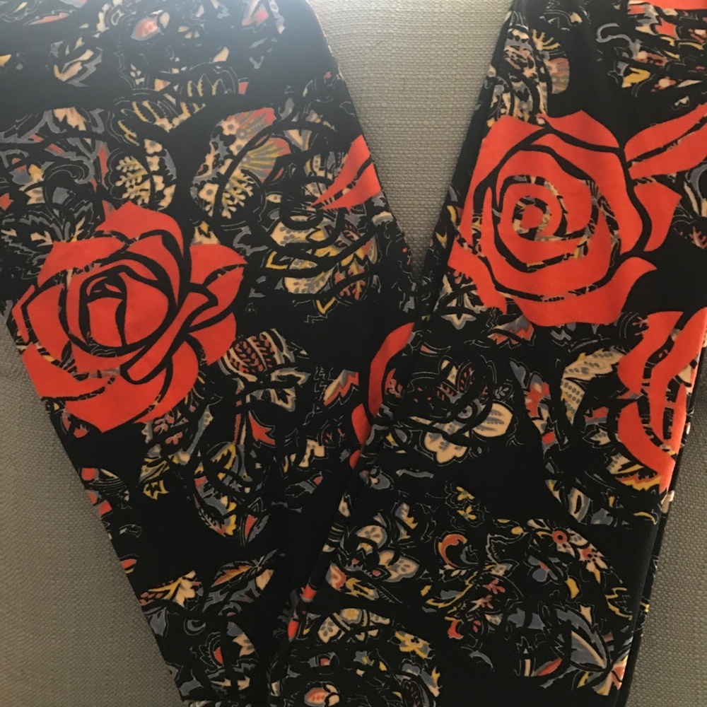 Lularoe OS New Rose Unicorn Leggings