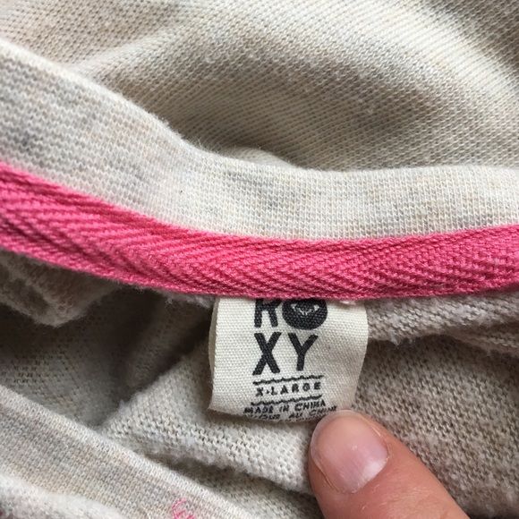 🔥Roxy sweater🔥 - Picture 4 of 5