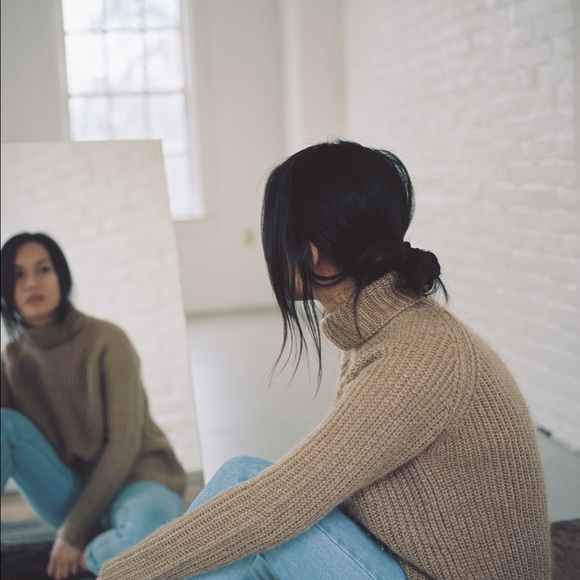 Meet your Posher, Natasha - Picture 3 of 5