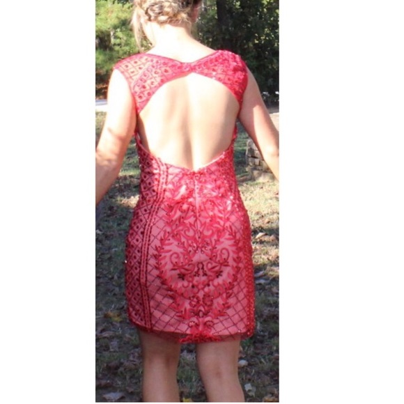 Dress - Picture 4 of 4