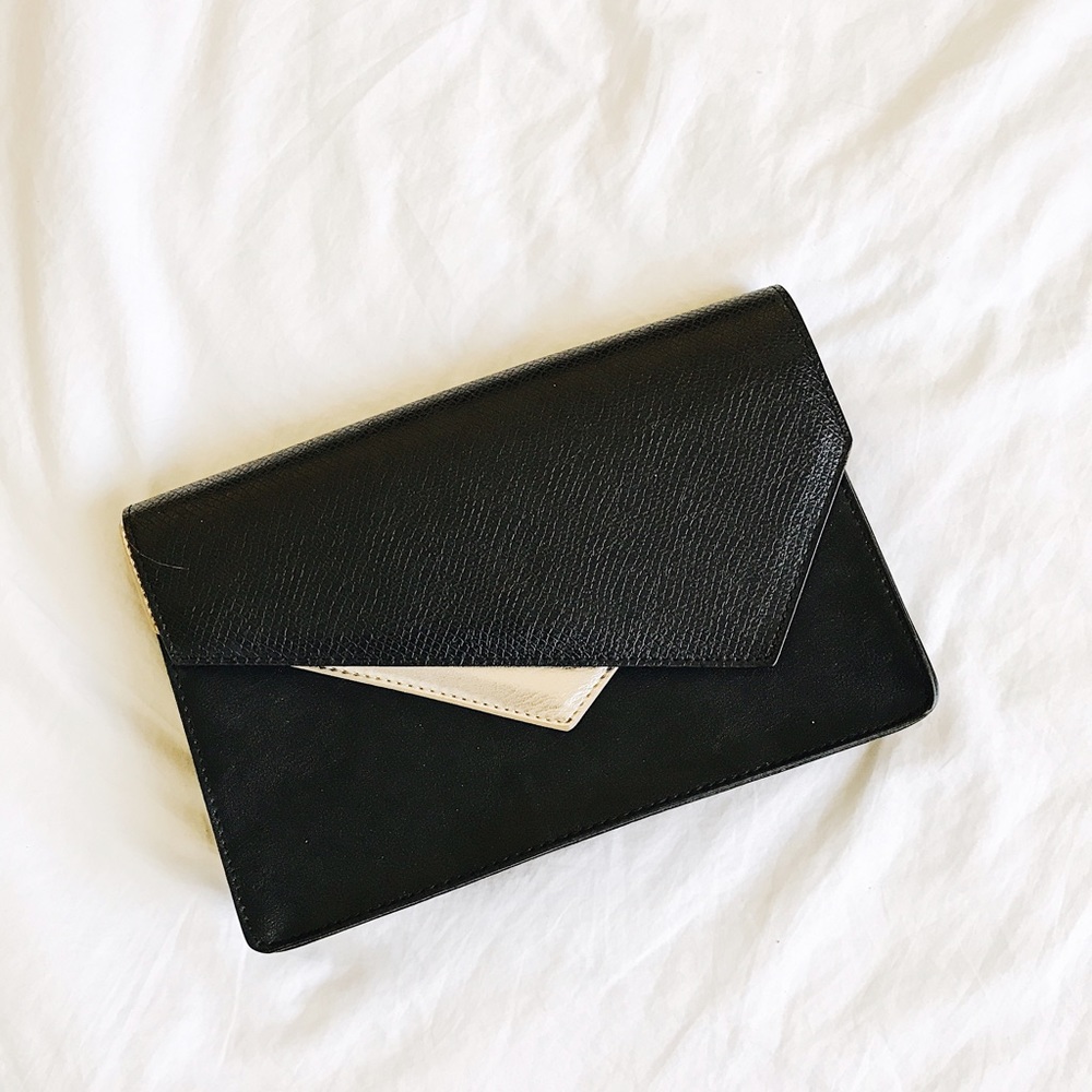 bebe clutch