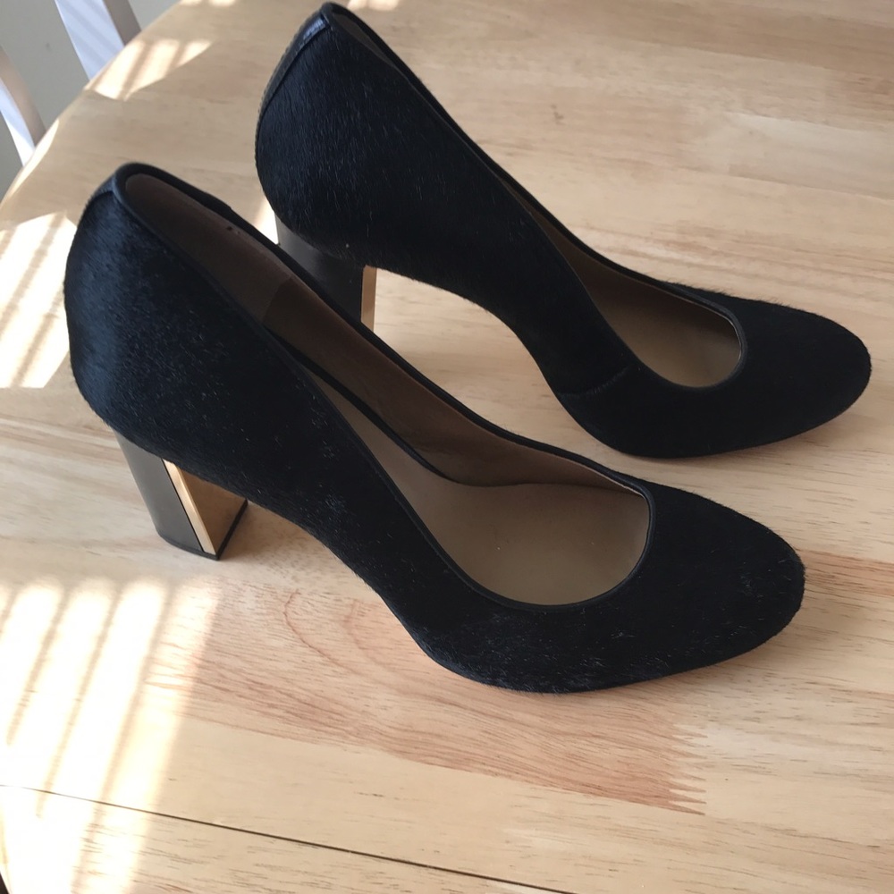 Sexy black pumps