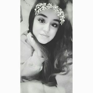 Meet your Posher, Ali