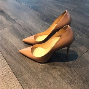 Nude Christian Louboutin