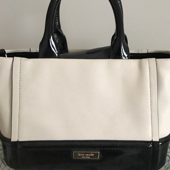Brand new small Kate Spade bag! - Picture 2 of 3