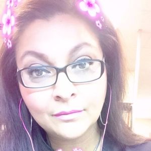 Meet your Posher, Sandra