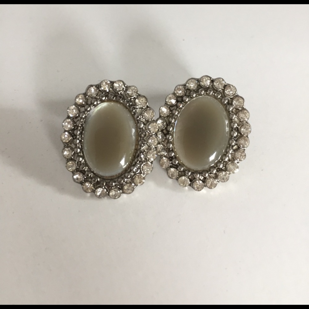Rhinestone earrings