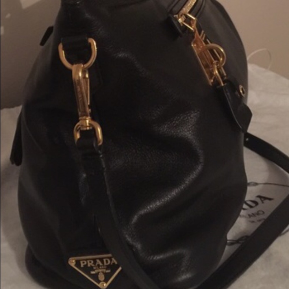 Prada Nero handbag with gold hardware lock k - Picture 3 of 4