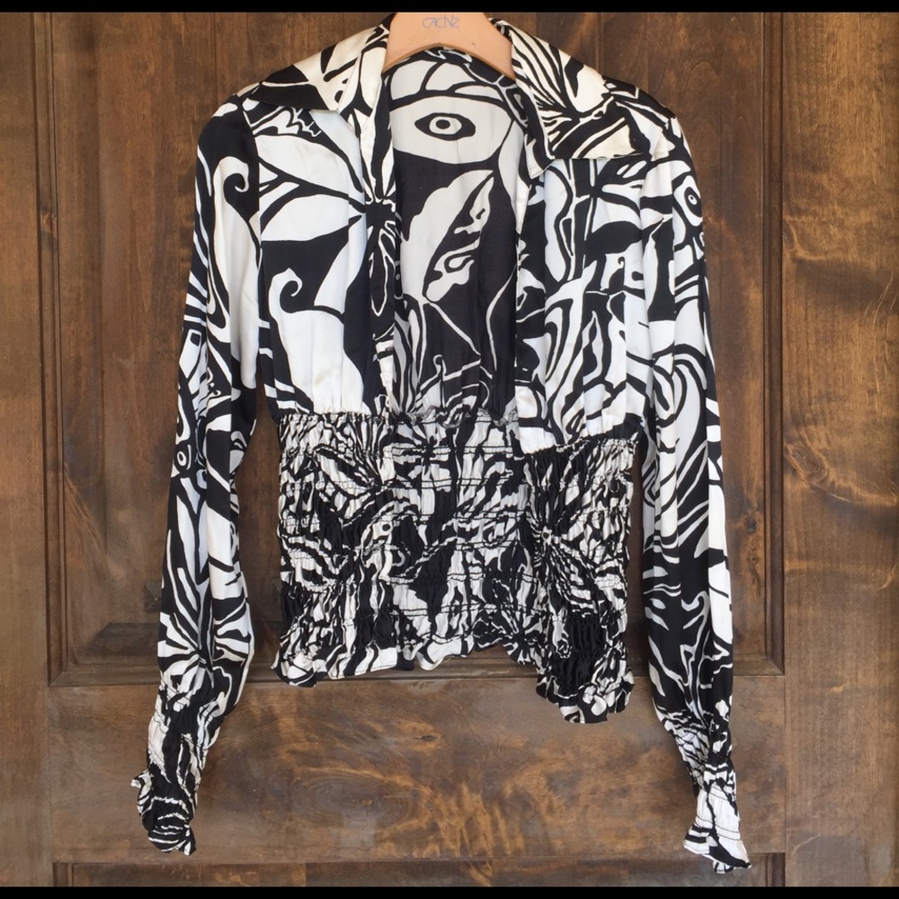 Caché button up long sleeve shirt