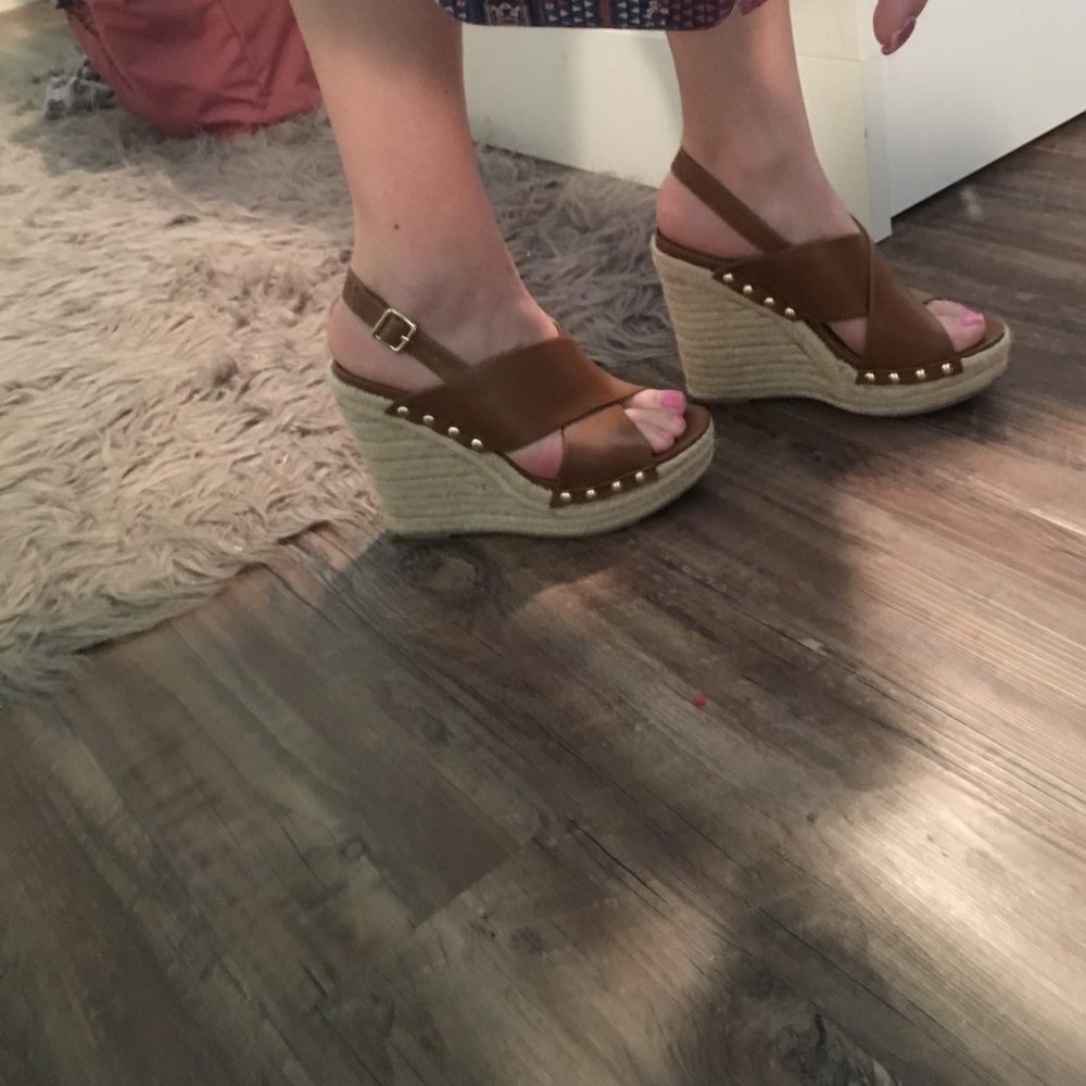 Tan/brown wedge sandals