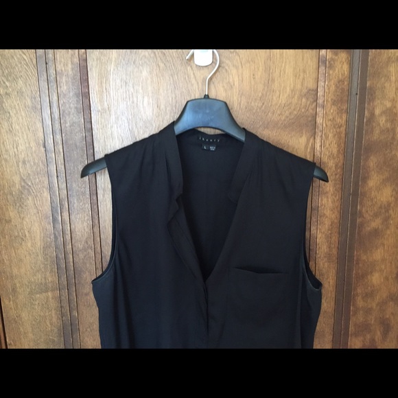 Theory Sinclaire Sleeveless Silk Top - Picture 2 of 3