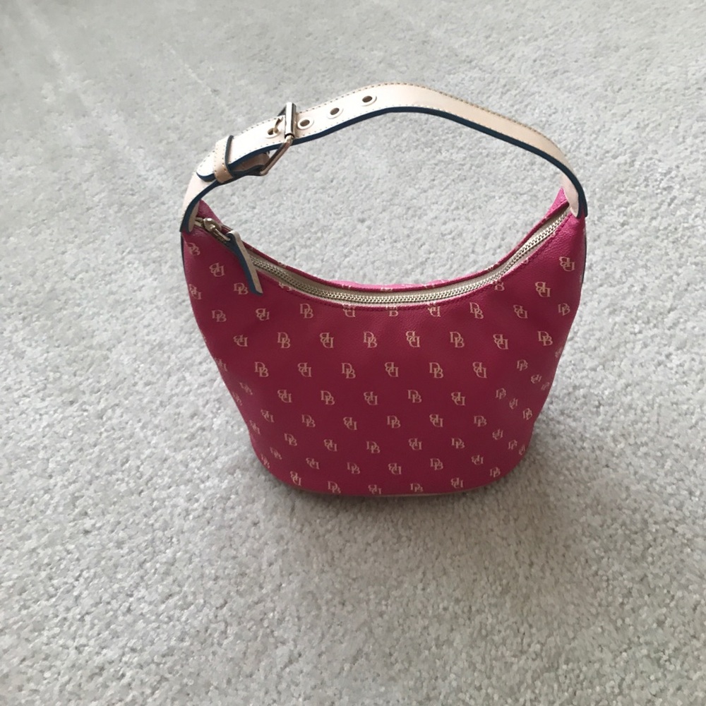 Dooney & Bourke purse