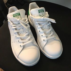 New Adidas Sneakers - Stan Smith