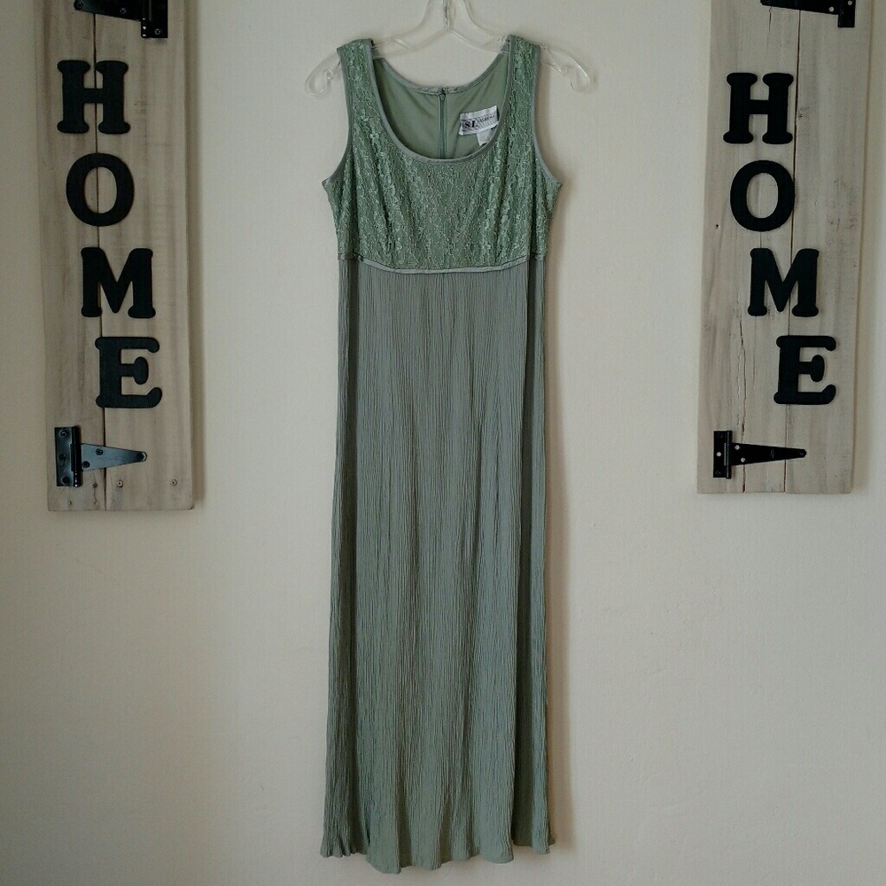 Vintage Sleeveless Crinckle Pleated Maxi Empire Shift Dress - Picture 5 of 11