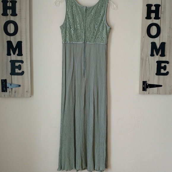 Vintage Sleeveless Crinckle Pleated Maxi Empire Shift Dress - Picture 6 of 11