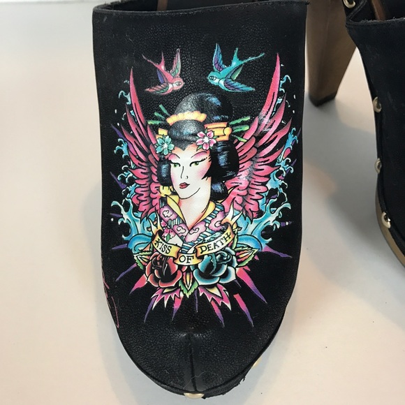 (SOLD) Ed Hardy shoes size 7 - Picture 2 of 7