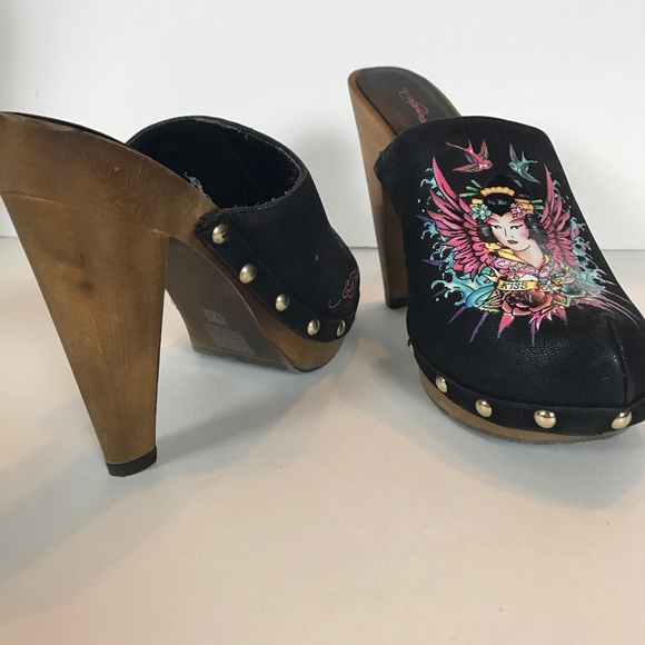 (SOLD) Ed Hardy shoes size 7 - Picture 4 of 7