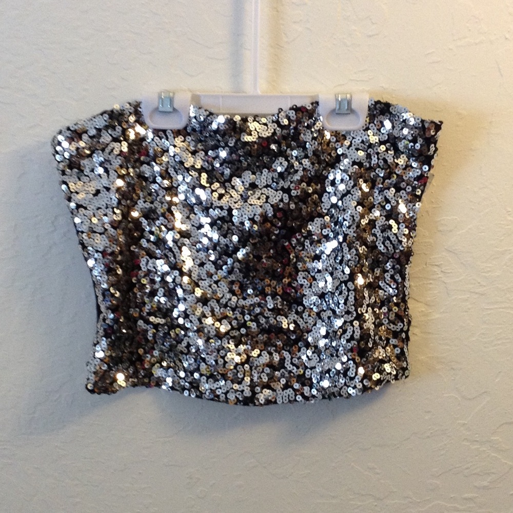 Sequins Crop Top