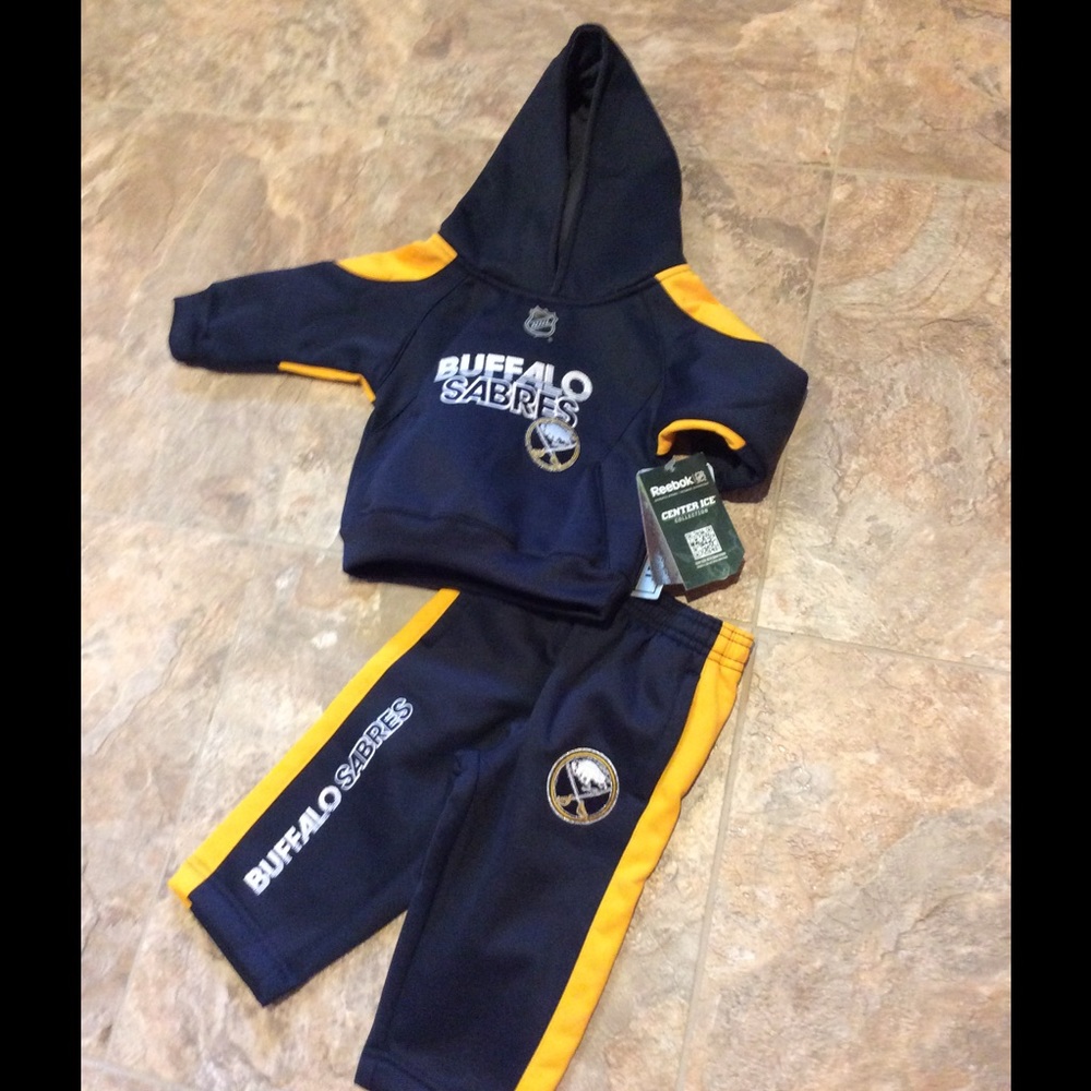 Sabres outfit