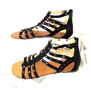 Limelight Size 10 Black Gladiator Sandals