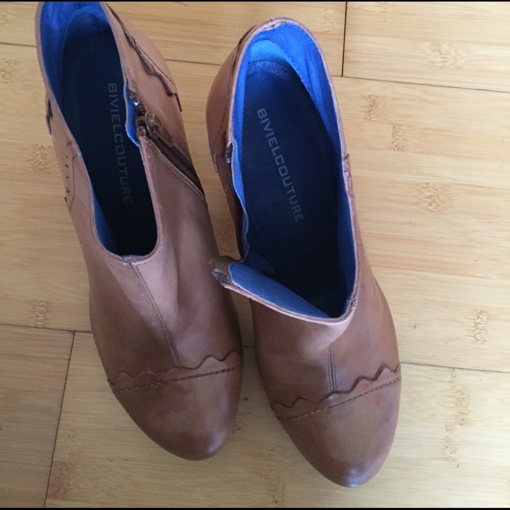 Biviel Couture ankle boot new w/out tags