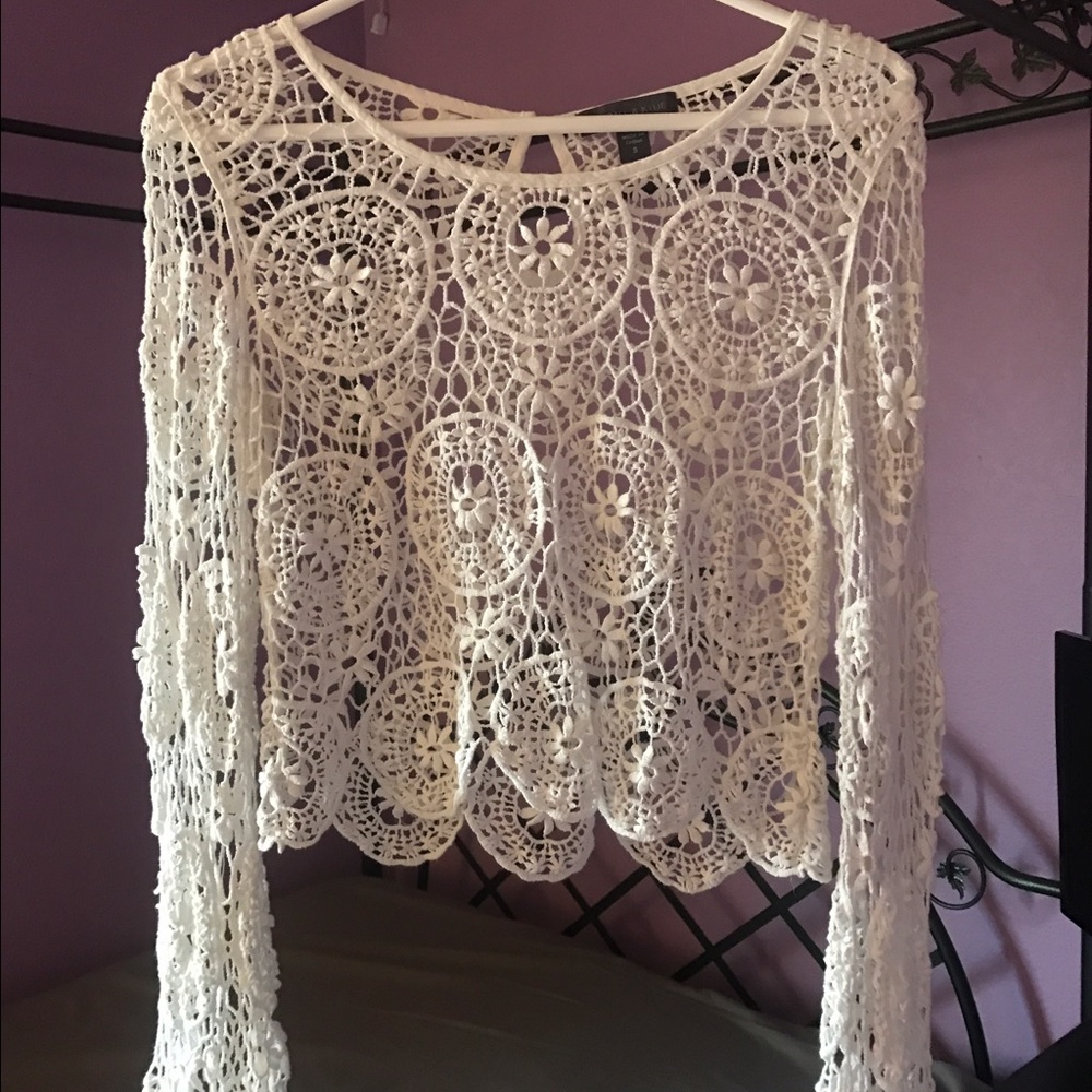 PACSUN SHIRT THAT CAN BE USED AS A BEACH COVERUP