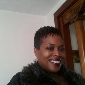 Meet your Posher, Raquel