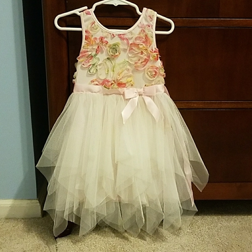 Lilt 3T dress
