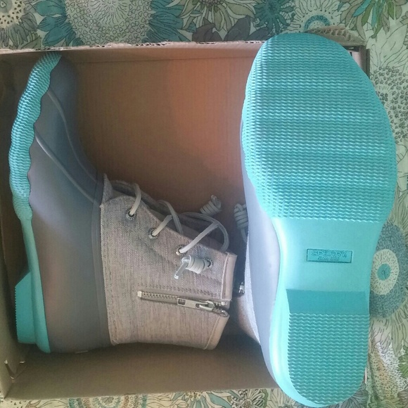 Women's Saltwater Sperry Boots - Picture 4 of 4