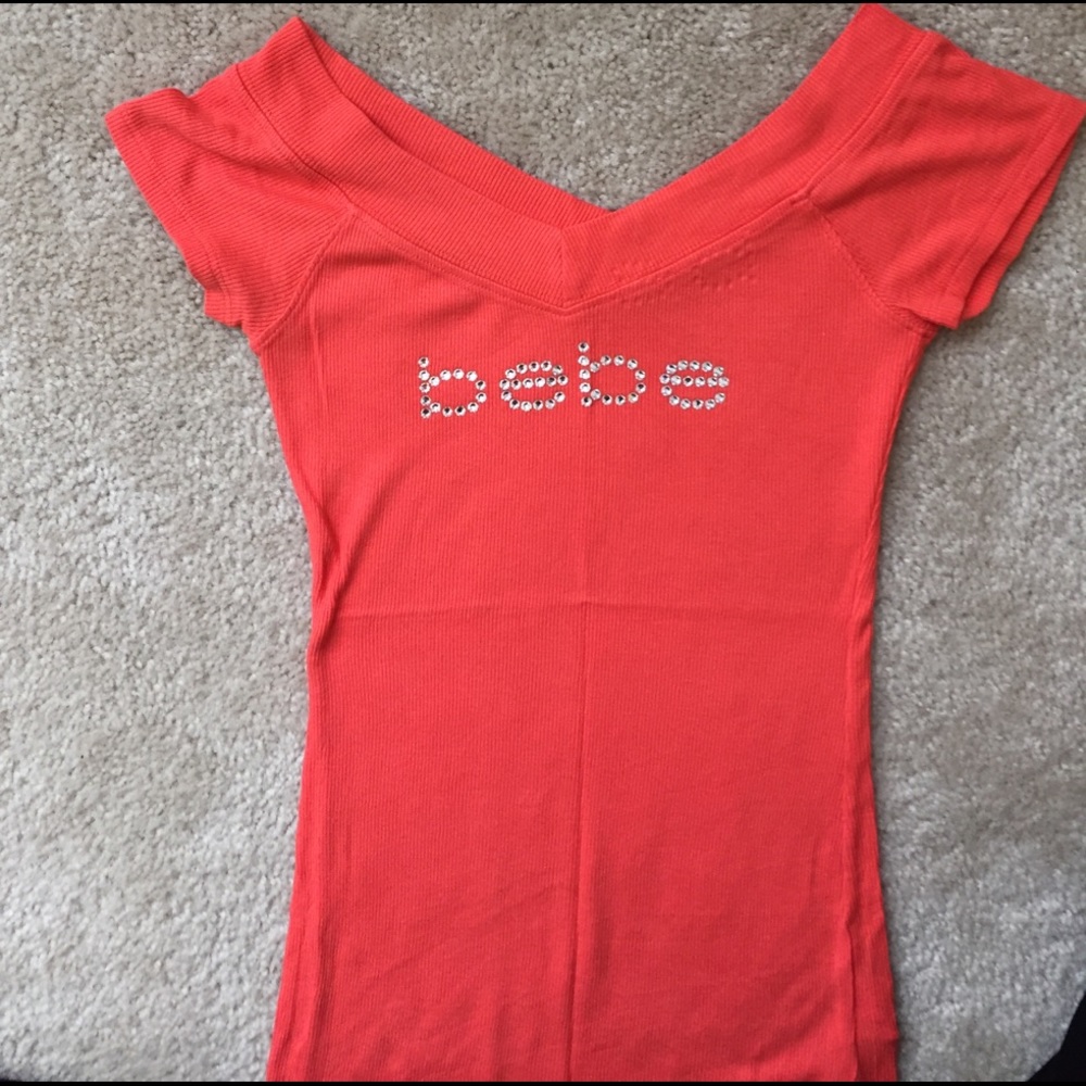 Double V neck short sleeve shirt
