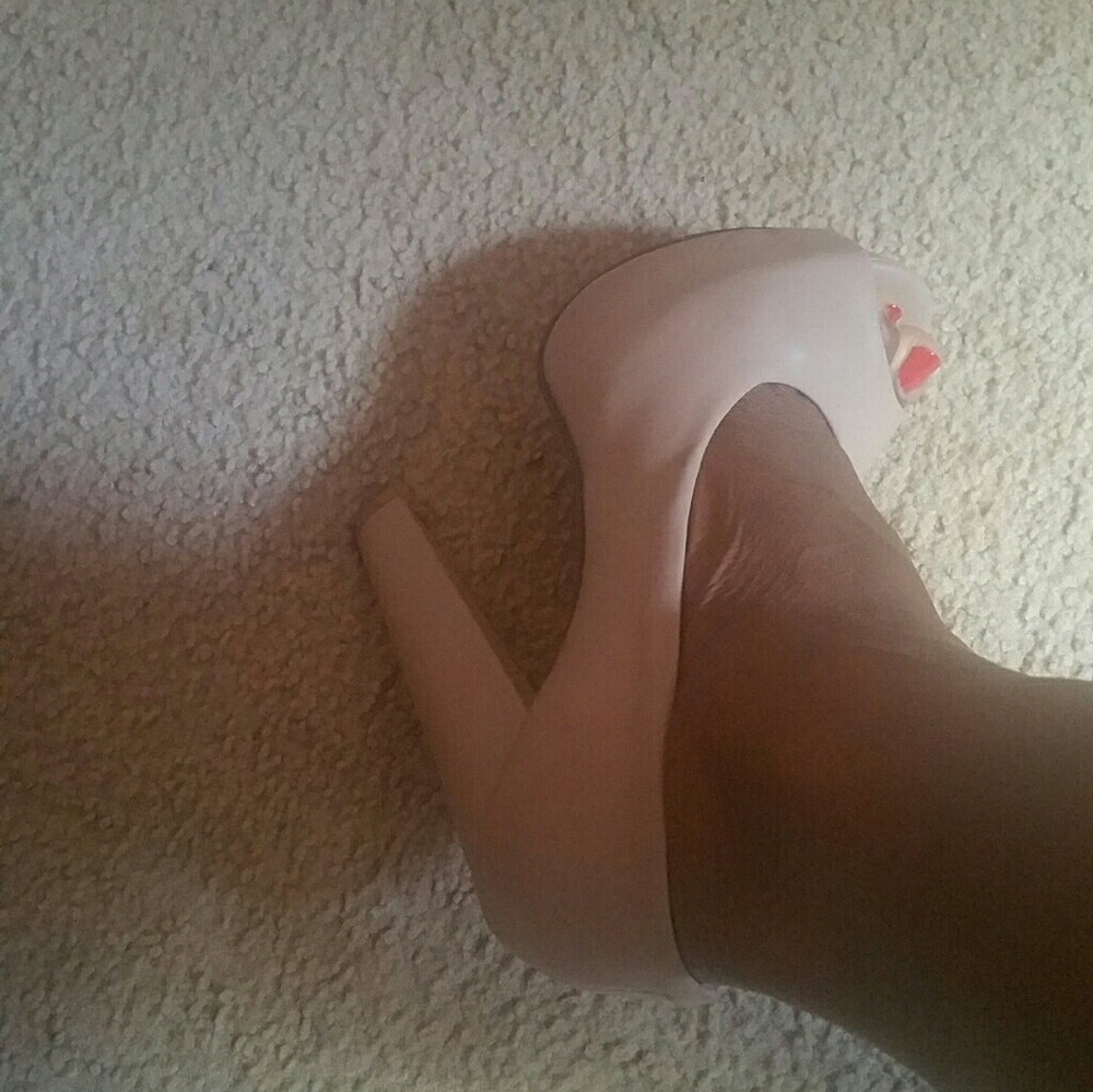 Super high heels, beige peep toe beauty