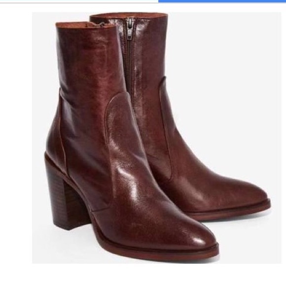 Nasty Gal Shoes - Crosswalk dark mahogany brown wooden heel booties