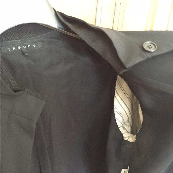 Theory Black Blazer - Picture 2 of 4