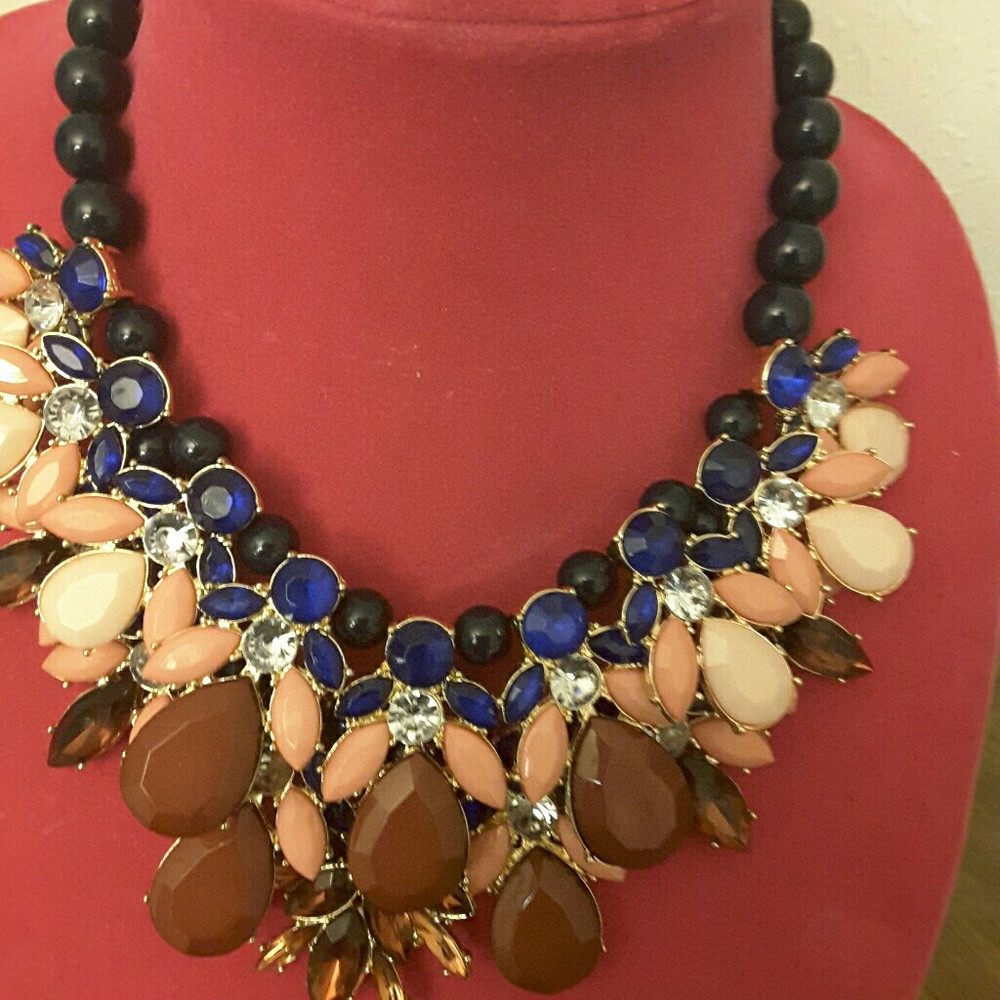 Floral necklace