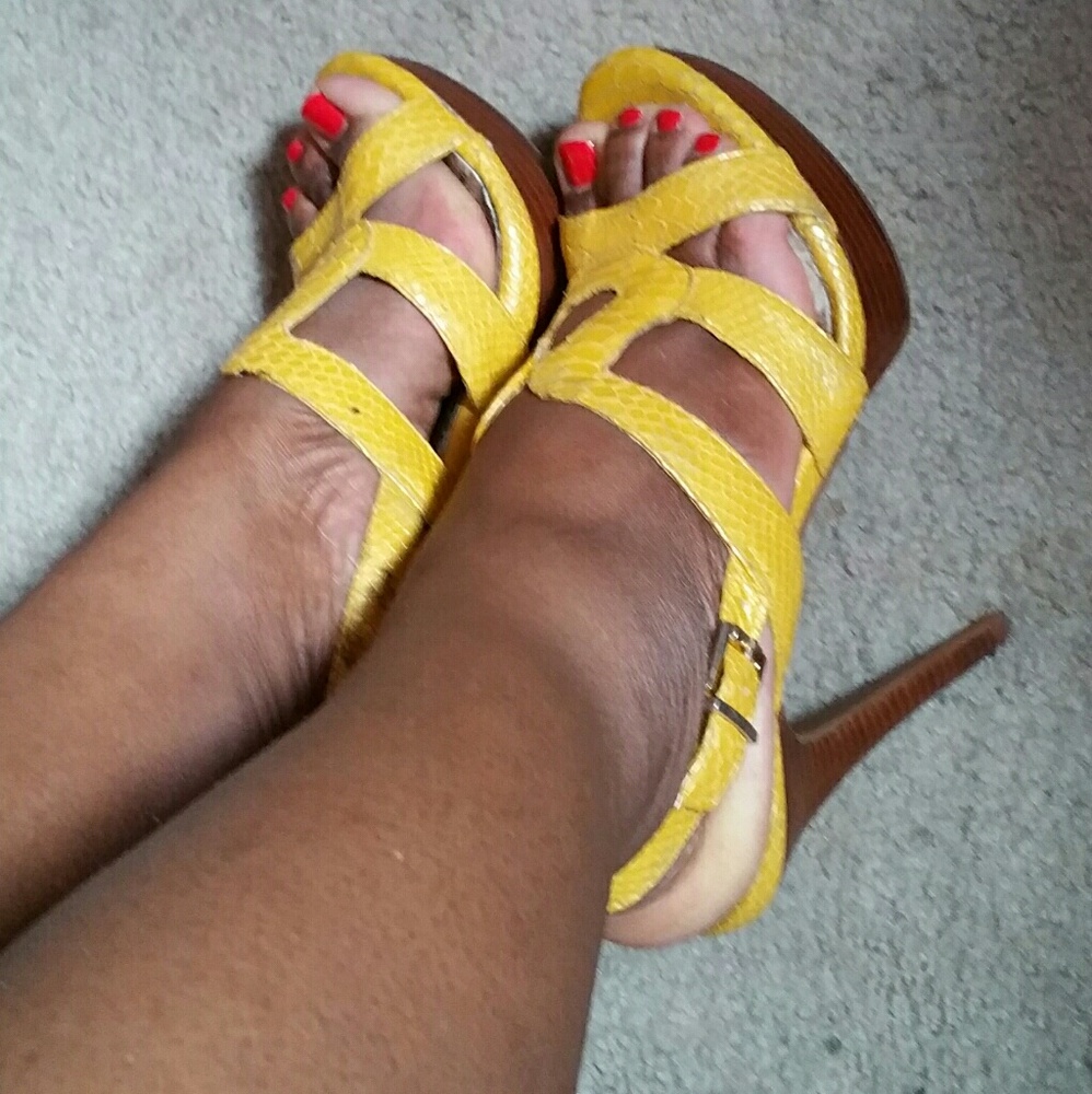 Summer ready yellow heels