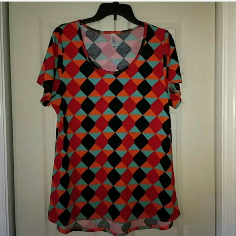 Lularoe Ladies Classic T Top Size XL EUC