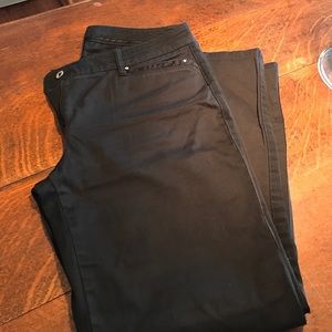 White House black market crop pants