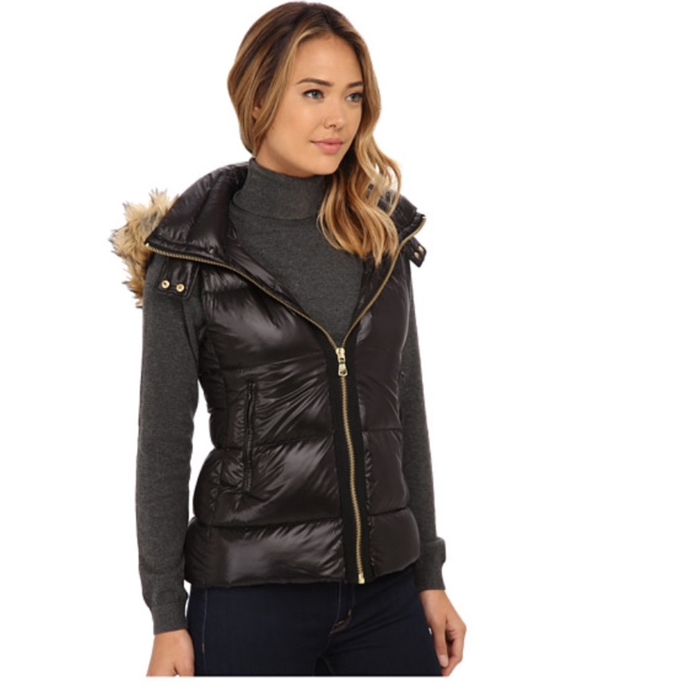 Vince Camuto Light Weight Down Vest