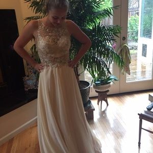 Sale Faviana Cream Chiffon Prom formal dress