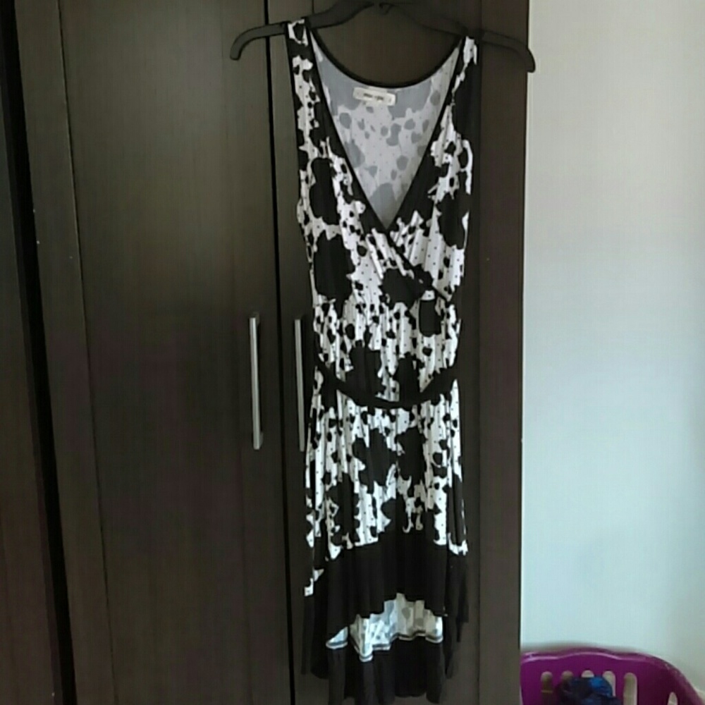 Black and white summer dress