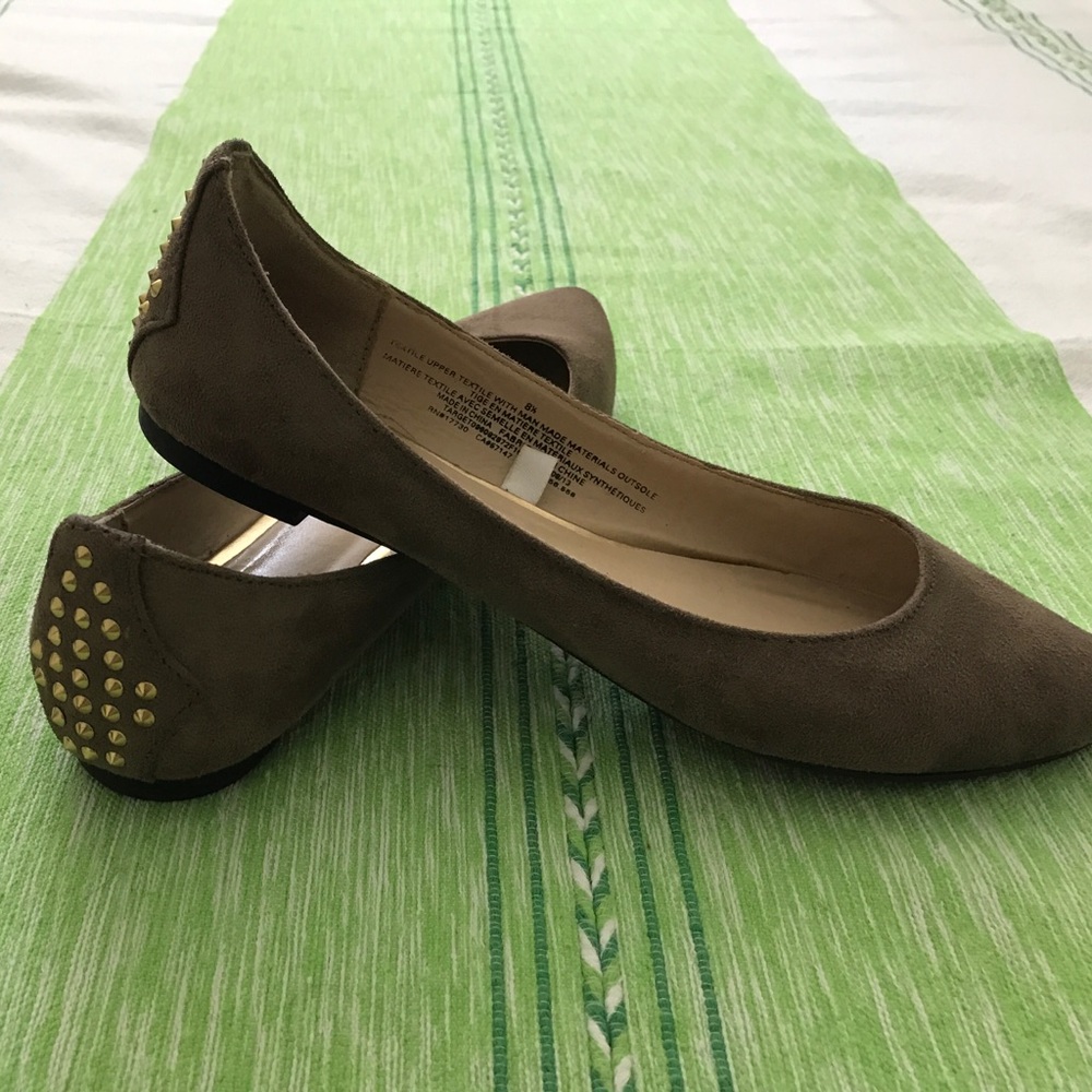 Mossimo Flats
