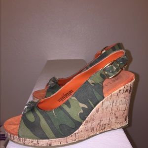 Delilah cork wedges in camo print. Canvas size 7.5