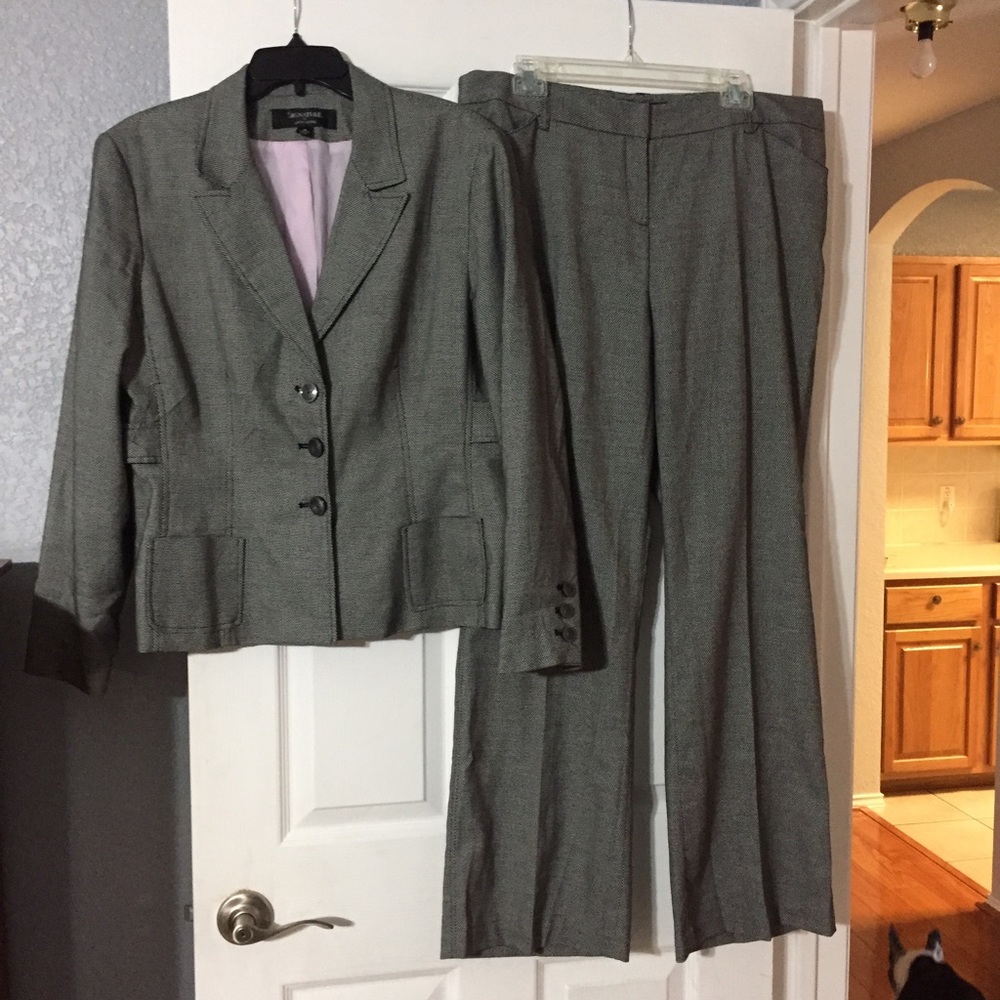 Retro women's suit