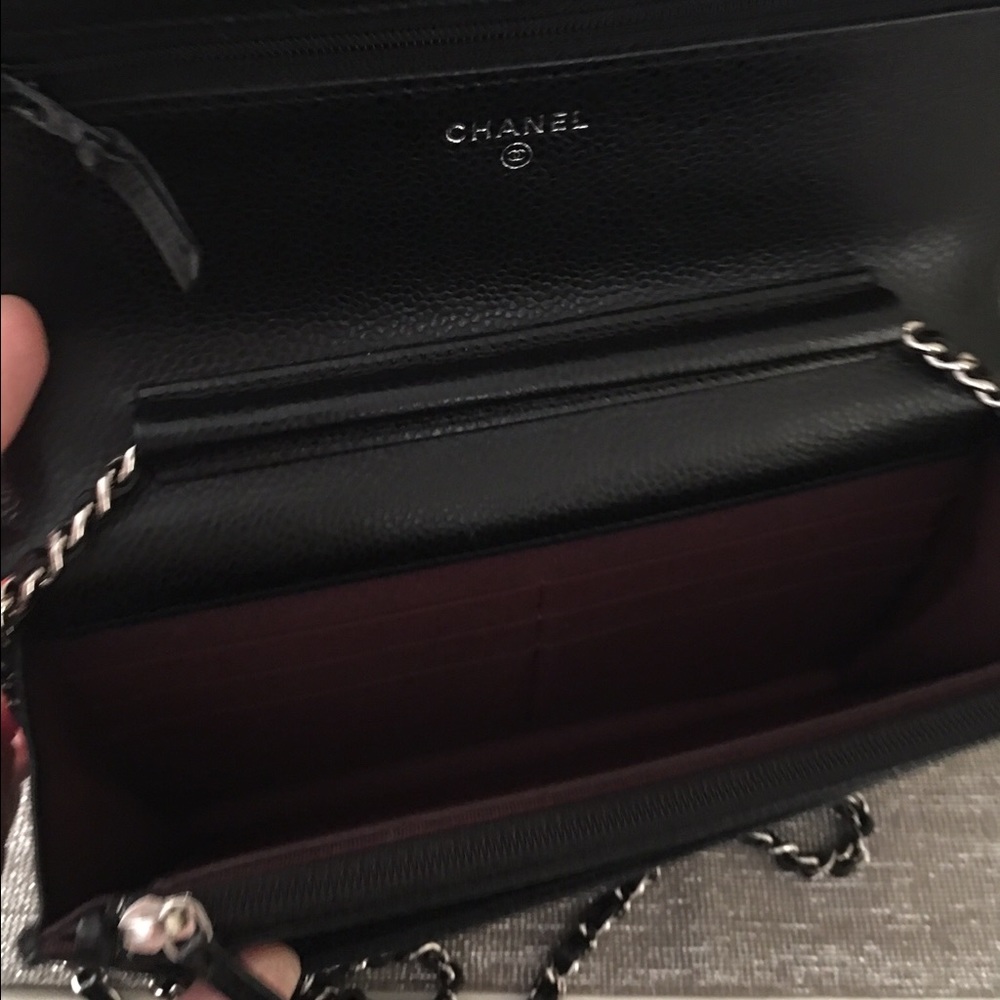 AUTHENTI CHANEL CAVIAR QUILTED WALLET ON CHAIN WOC - Picture 3 of 8