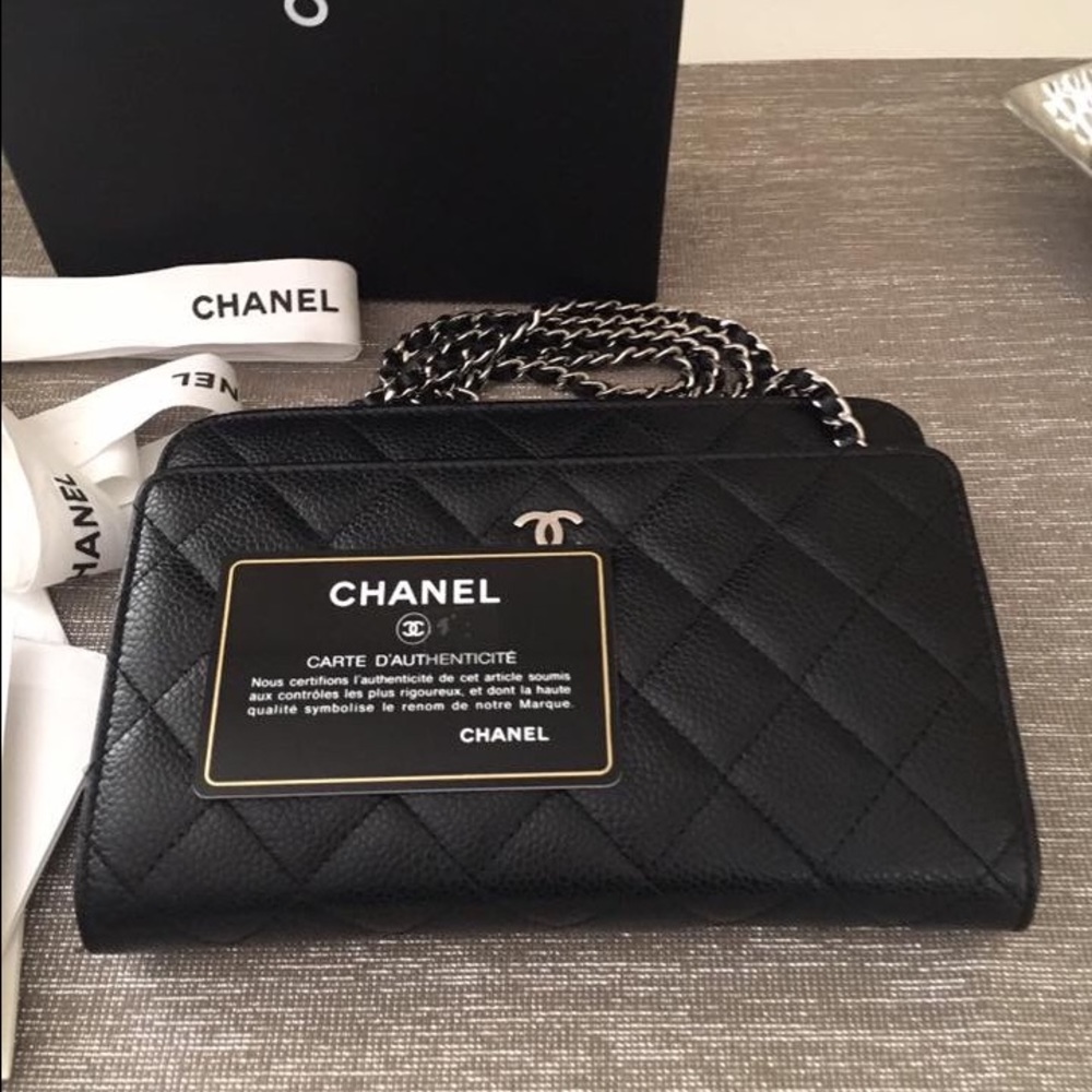 AUTHENTI CHANEL CAVIAR QUILTED WALLET ON CHAIN WOC - Picture 5 of 8