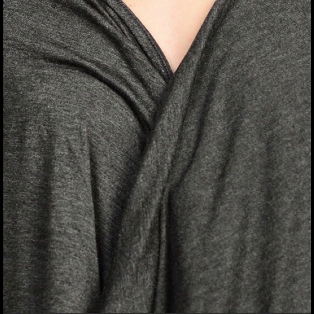 HOST PICK🔥 Crossover top - Picture 3 of 3